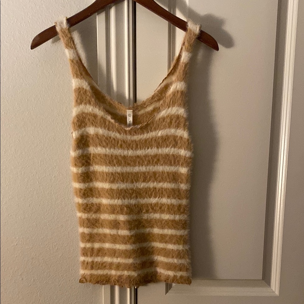 Cream and Tan Ribbed Sleeveless Tank Top